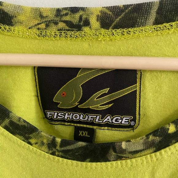 Fishouflage XXL womens camo and neon green top - Picture 2 of 5